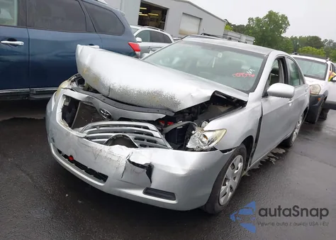 2007 Toyota Camry Le z USA, uszkodzony, nr VIN JTNBE46K273059596